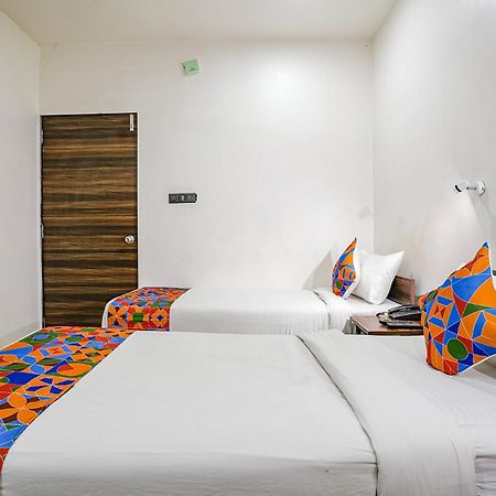 Fabhotel Lotus I 苏拉特 外观 照片