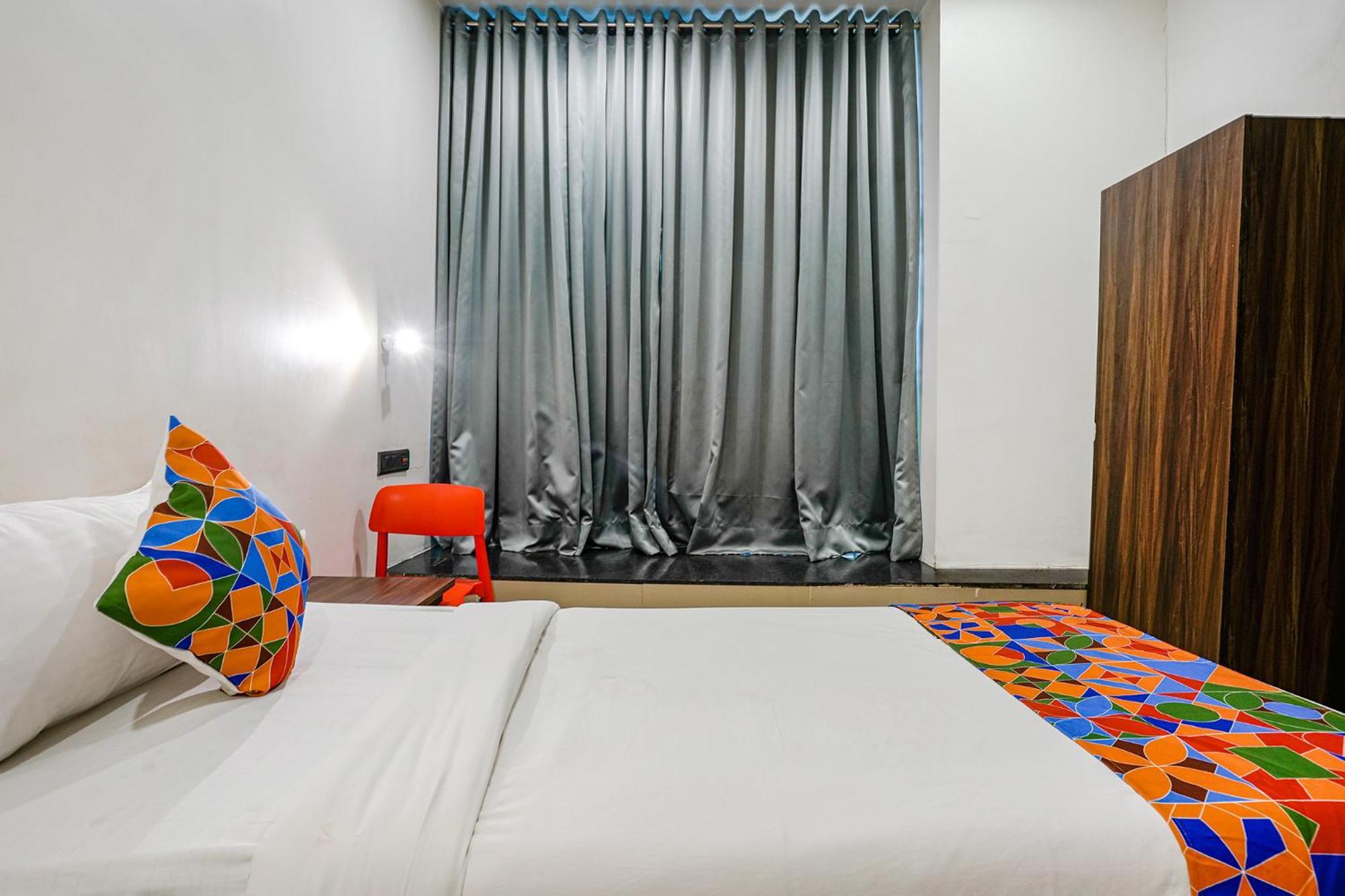 Fabhotel Lotus I 苏拉特 外观 照片